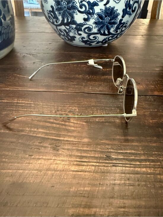 Dior - Sunglasses - DiorBlackSuit S2U - Silver
Khaki - Dior Eyewear main image 7